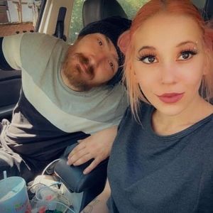 Meet your Posher, Max